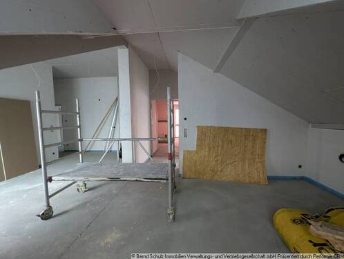 PXL_20250625_071012897 - Neubauprojekt: Dachgeschosswohnung mit West-Balkon