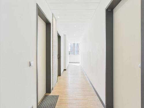 02_Flur 5.OG - 1 Zimmer Etagenwohnung in München