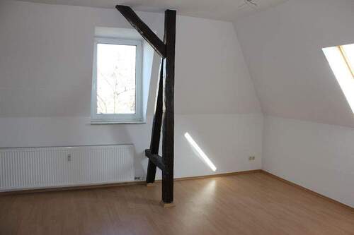 Wohnzimmer - Etagenwohnung mit 63,50 m² in Plauen zur Miete