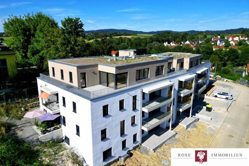 Drohnenansicht Süd-West - 2 Zimmer Etagenwohnung in Weissach im Tal