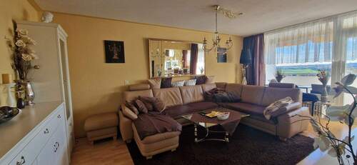 Wohnzimmer - 4 Zimmer Etagenwohnung in Bietigheim-Bissingen