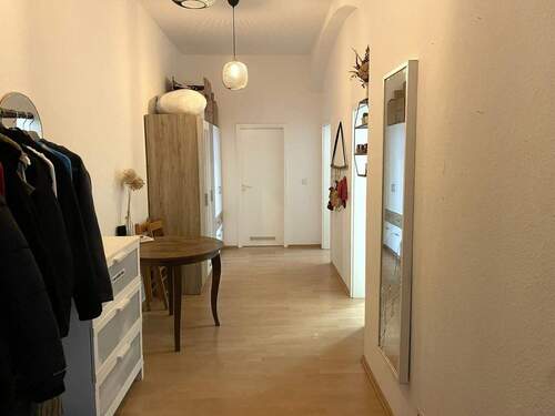 Flur
- 2 Zimmer Etagenwohnung zur Miete in Dresden