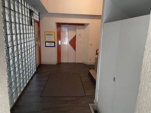 Eingangsbereich I - Gewerbeobjekt (Büro, Produktion, Verkauf) zum Kaufen in Duisburg