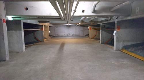 Tiefgarage - Duplex-Tiefgaragenstellplatz Kleiststr. 4