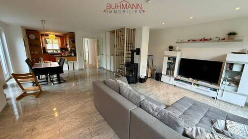 Wohn- und Esszimmer - 