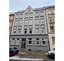 Helle 2-Zimmer-Whg. mit Balkon in gepflegtem Altbau Braustr. 8, Kiel