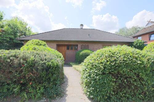 Lage..Lage..Lage- Ortskern von Hittfeld - Ihr neues Zuhause: Ebenerdiger Bungalow mit Charme, Vollkeller und Potenzial