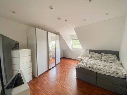 11 Schlafzimmer - 