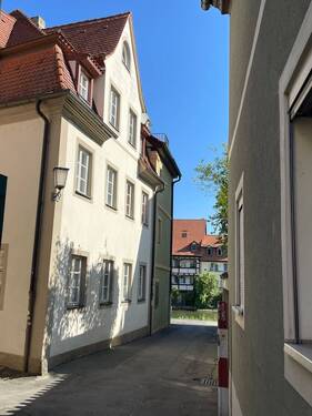 Hausseite (2) in der zweiten Reihe zum Wasser.JPG - 