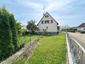 Garten - Mehrfamilienhaus, Wohnhaus mit 133,20 m² in Bernstadt zum Kaufen