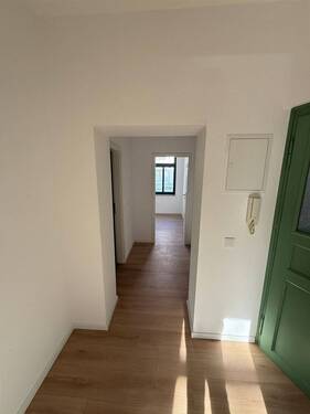 Flur - 2 Zimmer Etagenwohnung in Chemnitz