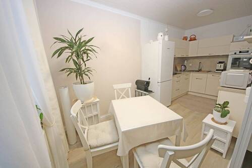 Küche mit Essnische - 