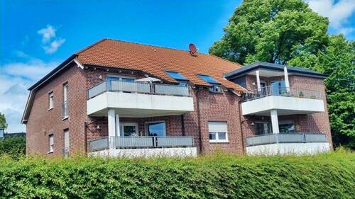 Frontansicht - 4 Zimmer Etagenwohnung zum Kaufen in Herten