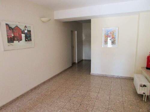 Treppenhaus_Eingang - Etagenwohnung mit 85,90 m² in Bremen zum Kaufen