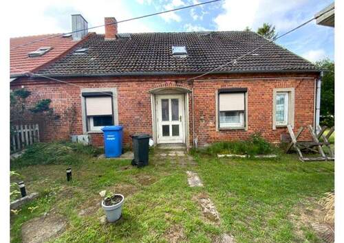 Titelbild - Sanierungsbedürftige Doppelhaushälfte + vermietetes Haus