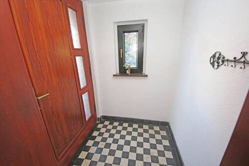 Windfang im EG - 7 Zimmer Einfamilienhaus zum Kaufen in Lutherstadt Wittenberg