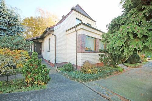 Hausansicht - 7 Zimmer Einfamilienhaus in Lutherstadt Wittenberg