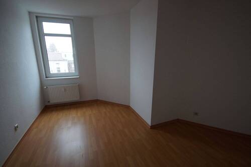 Zimmer 3 - 