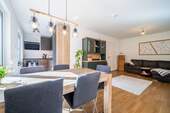 Wohn-/ Essbereich - 2 Zimmer Etagenwohnung in München / Sendling