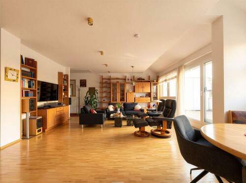 Wohnzimmer - 3 Zimmer Etagenwohnung in Fellbach