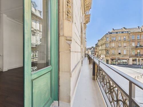Langer Balkon mit Blick - 