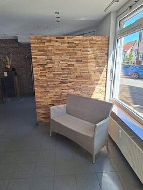 Wartebereich - Gewerbeobjekt (Büro, Produktion, Verkauf) in Rutesheim zum Kaufen