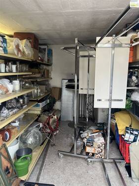 Ehem. Stallgebäude Süd-Westseite Lagerraum-2 - 