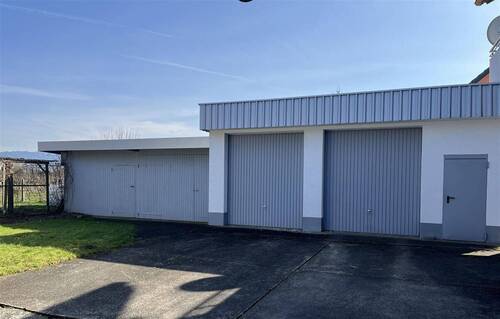 Garagen und Anbau für Gartengeräte - 