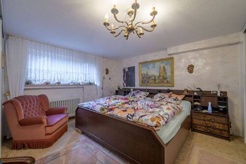 Schlafzimmer 1 Untergeschoss - 