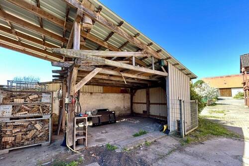 Holzlager / Werkstatt - 