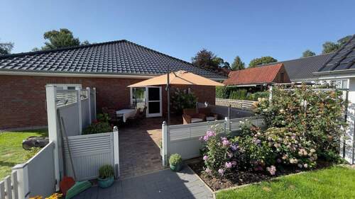 Terrasse hinten_5.jpg - Besonderes Angebot: Bungalow 2018, barrierefrei, ca.124 qm Wfl.auf 1111 qm Grund,mit Nebengebäuden (Werkstatt und CarportGarage), 3 Terrassen
