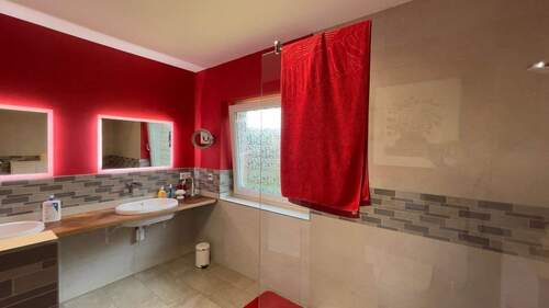 9 Badezimmer_5.jpg - 