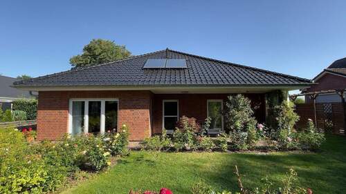 2 Haus Aussenansicht_9.jpg - 