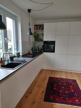 Küche (Blick vom Esszimmer) - 4 Zimmer Doppelhaushälfte in Itzehoe