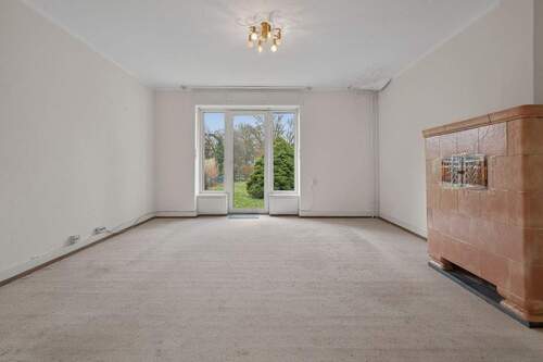 Wohnzimmer - 4 Zimmer Einfamilienhaus in Karlsruhe