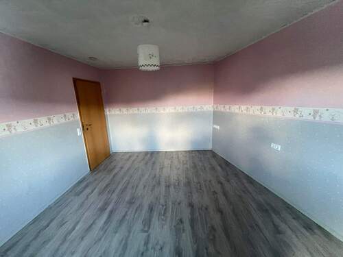 Zimmer 3 OG Wohnung - 