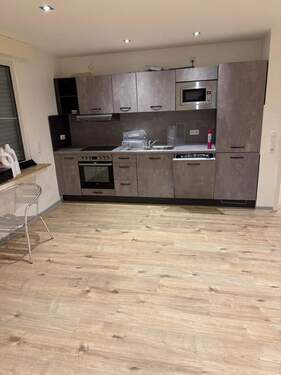 Küche und Wohnraum.jpg - Charmantes 1-Zimmer-Appartment mit Modernen Annehmlichkeiten in Bochum Altenbochum