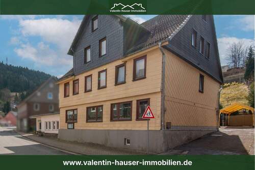 Straßenansicht - Geräumiges Anwesen mit Ladengeschäft im Herzen des Harzes