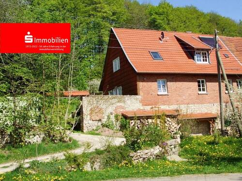 Vorderansicht - Ihr neues Zuhause inmitten friedlicher und ruhiger Wohnatmosphäre!