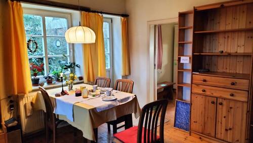 Wohnzimmer - Doppelhaushälfte mit 147,00 m&sup2; in Leinefelde-Worbis zum Kaufen