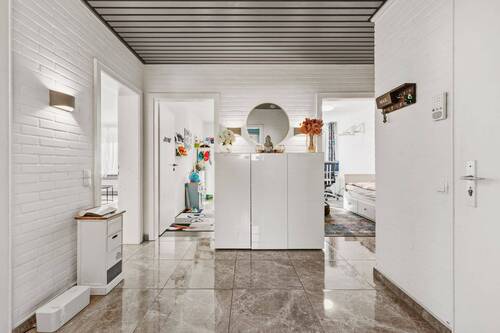 Diele - Etagenwohnung mit 90,00 m&sup2; in Hamburg / Rahlstedt zum Kaufen