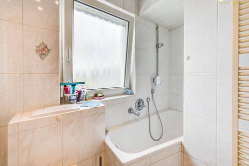 Badezimmer OG - aktuell - 