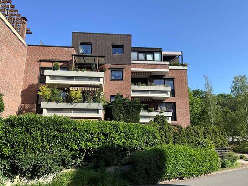 Rückseite Gebäude - 2 Zimmer Etagenwohnung in Laatzen
