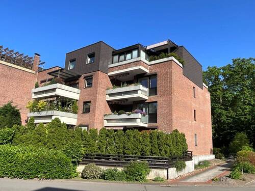 Seitenansicht Gebäude - Etagenwohnung mit 75,00 m&sup2; in Laatzen zum Kaufen