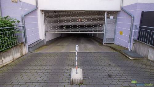 Einfahrt TG - 