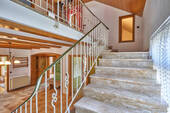 EG Treppen ins DG - 