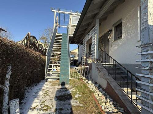 Außentreppe Wohnung DG - 