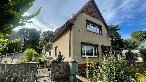 Außenansicht - GEFLEGTES EFHMEHRGENERATIONENHAUS IM BELIEBTEN SEEBAD BANSIN*CARPORT
