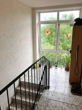 Flur-Treppenhaus - 