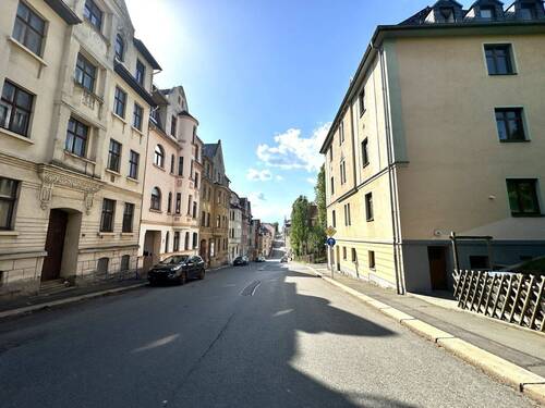Straßenansicht - 1 Zimmer Mehrfamilienhaus, Wohnhaus in Reichenbach/Vogtland
